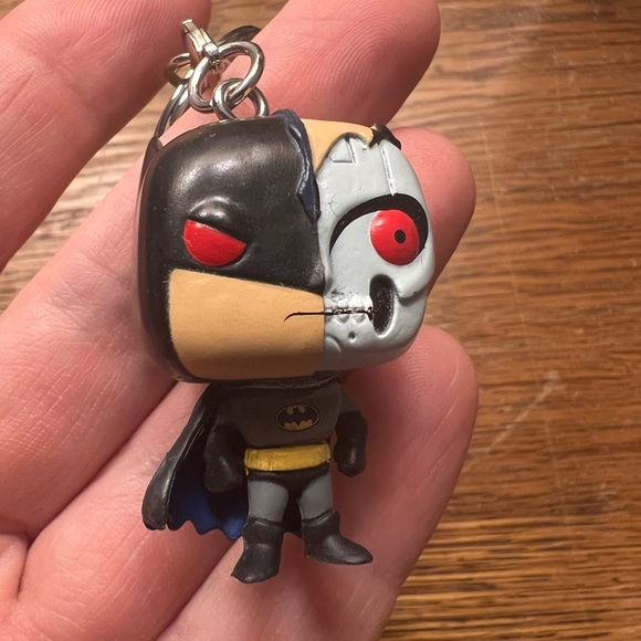 Batman Funko Pop KeyChain - Picture 4 of 5